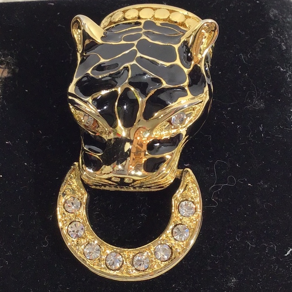 Vintage gold/black cheetah/tiger door knocker pin